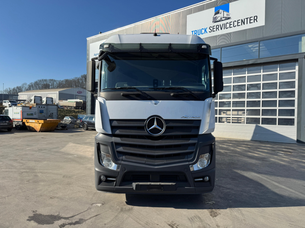 MERCEDES Actros 2545 6x2 - Тентованный грузовик: фото 2 MERCEDES Actros 2545 6x2 - Тентованный грузовик: фото 2