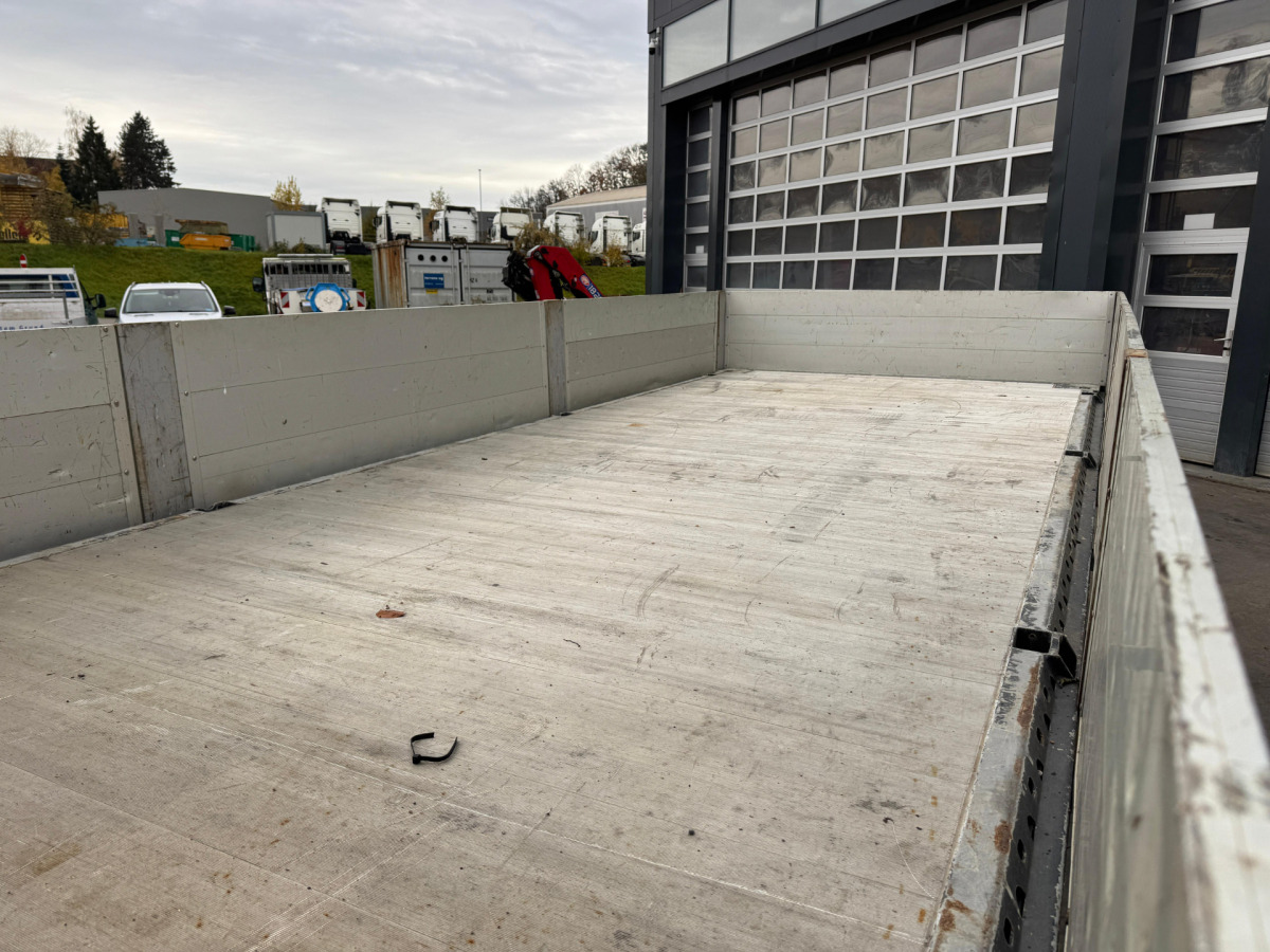 Автоманипулятор MERCEDES Arocs 3251 8x4 Fassi 660 6-6: фото 11 Автоманипулятор MERCEDES Arocs 3251 8x4 Fassi 660 6-6: фото 11