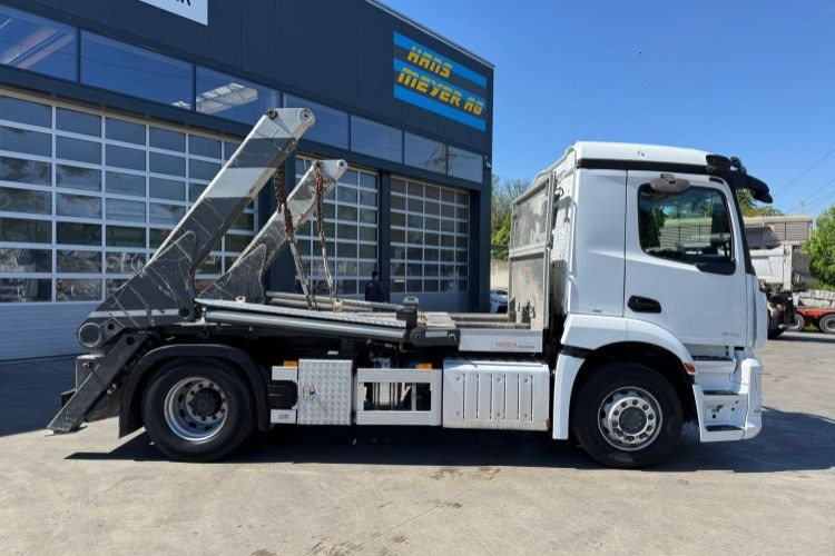 Mercedes-Benz Actros 1843 4x2 Trösch - Самосвал: фото 4 Mercedes-Benz Actros 1843 4x2 Trösch - Самосвал: фото 4