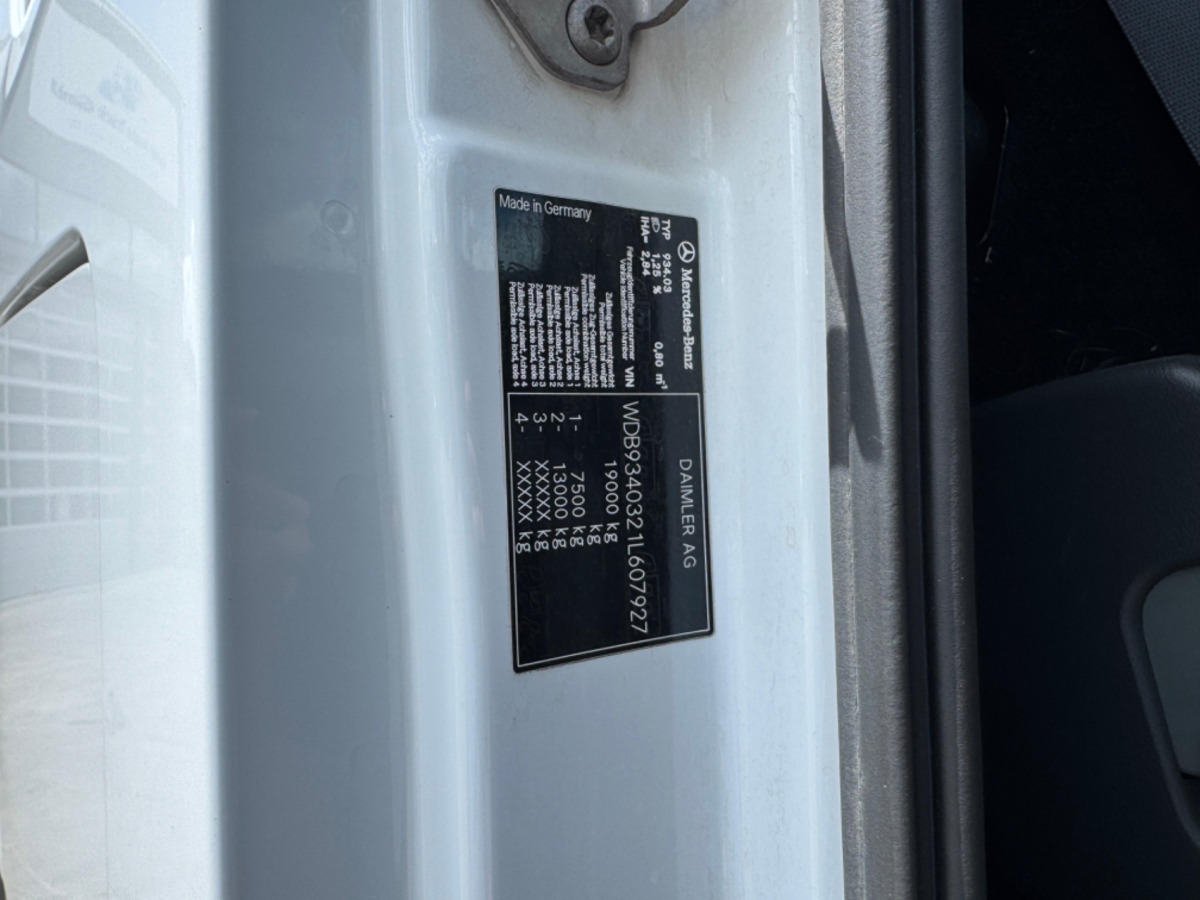 Тягач MERCEDES Actros 1848 4x2: фото 17 Тягач MERCEDES Actros 1848 4x2: фото 17