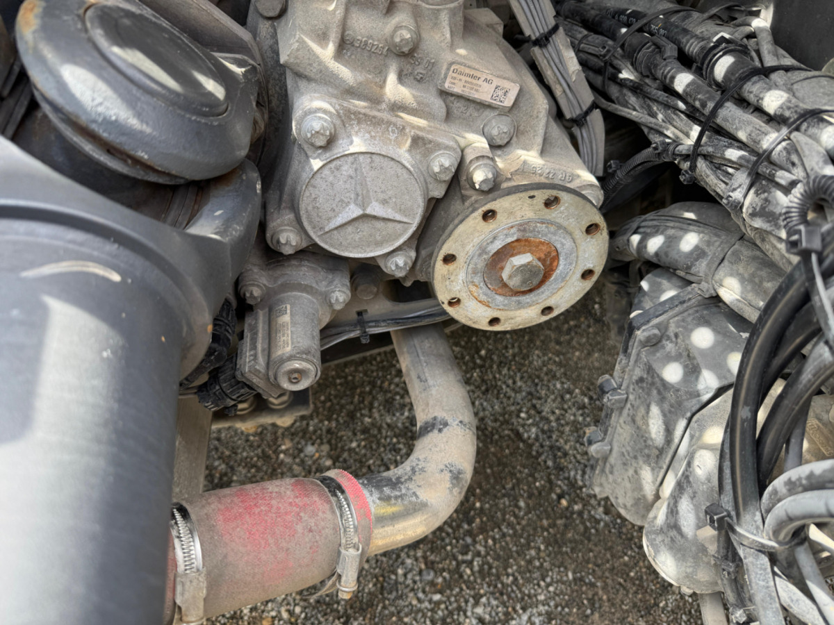 Тягач MERCEDES Actros 1848 4x2: фото 11 Тягач MERCEDES Actros 1848 4x2: фото 11