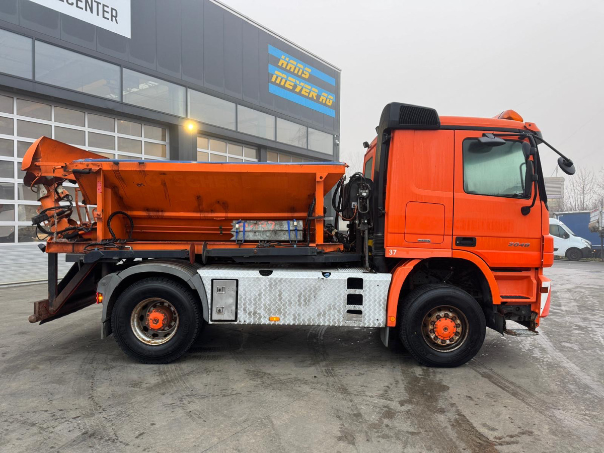 MERCEDES Actros 2048 4x4 Winterdienst - Тягач: фото 4 MERCEDES Actros 2048 4x4 Winterdienst - Тягач: фото 4