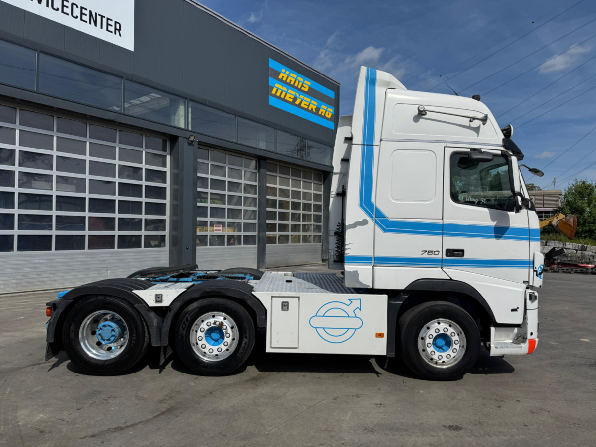 VOLVO FH16-750 6x2 - Тягач: фото 4 VOLVO FH16-750 6x2 - Тягач: фото 4