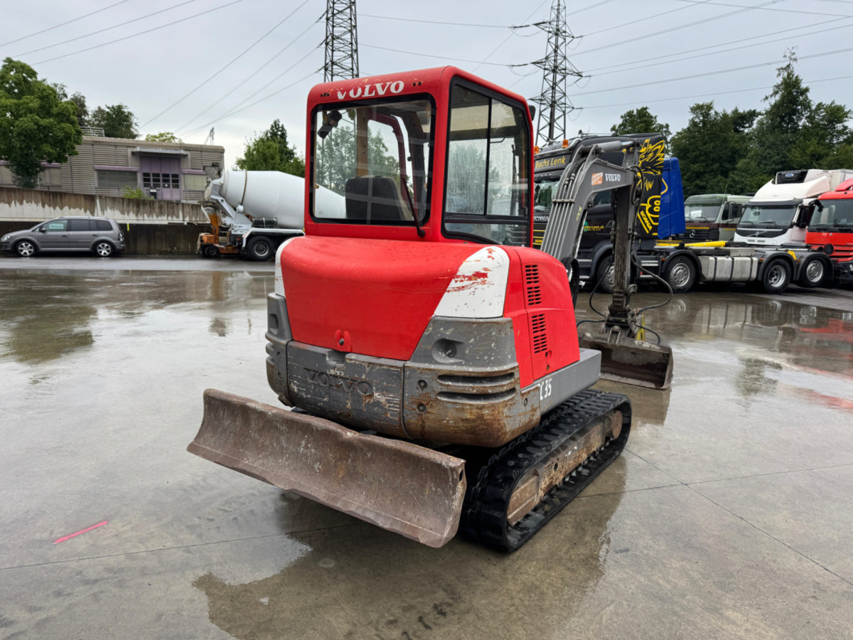 VOLVO EC35 - Гусеничный экскаватор: фото 4 VOLVO EC35 - Гусеничный экскаватор: фото 4