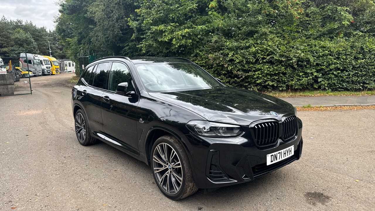 BMW X3 xDrive 30e M Sport - Внедорожник: фото 1 BMW X3 xDrive 30e M Sport - Внедорожник: фото 1