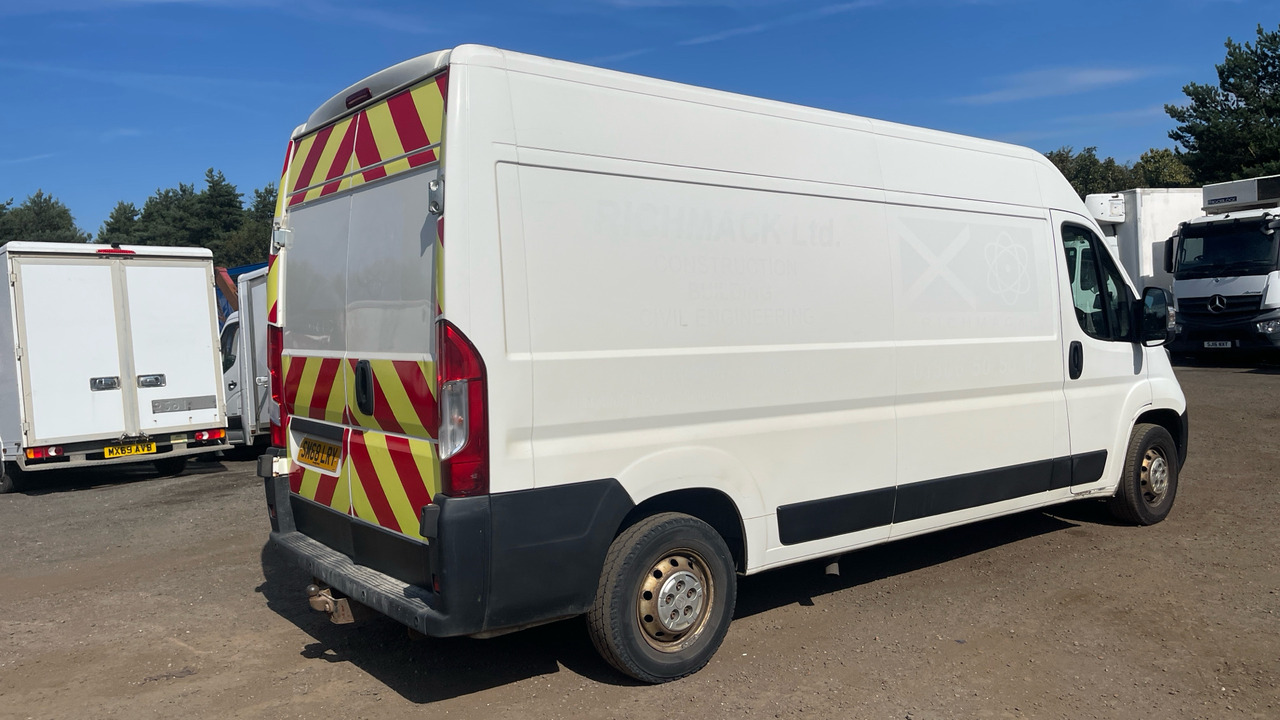 CITROEN RELAY 35 2.0 BlueHDi 130ps Enterprise - Цельнометаллический фургон: фото 4 CITROEN RELAY 35 2.0 BlueHDi 130ps Enterprise - Цельнометаллический фургон: фото 4