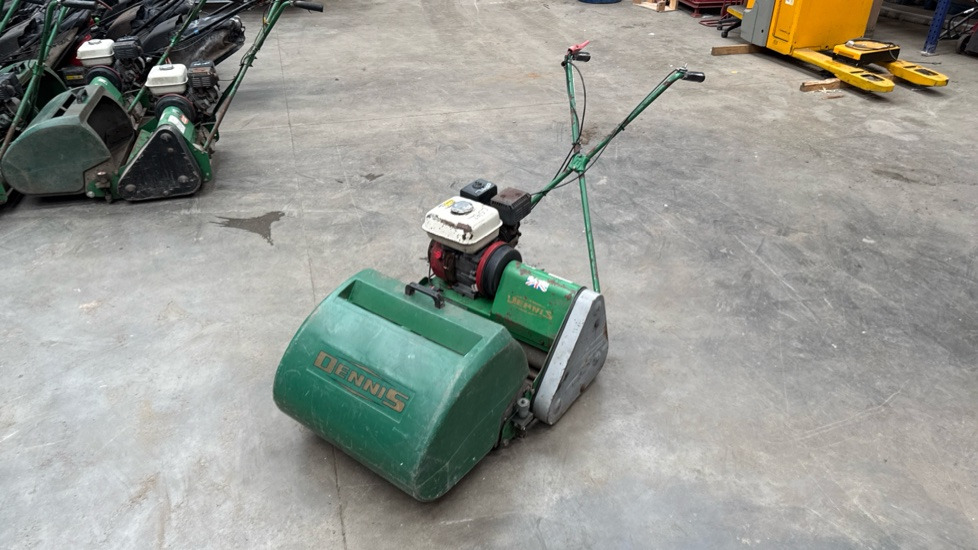 DENNIS FT20 PEDESDTRIAN CYLINDER MOWER, NO UNIT, GRASS BOX - Газонокосилка: фото 4 DENNIS FT20 PEDESDTRIAN CYLINDER MOWER, NO UNIT, GRASS BOX - Газонокосилка: фото 4
