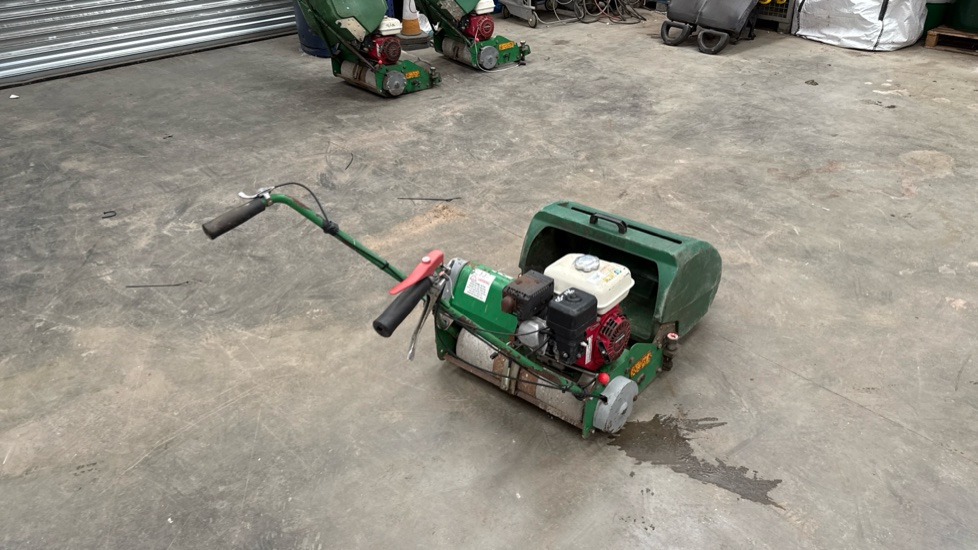 DENNIS FT510 PEDESTRIAN CYLINDER MOWER NO BLADE UNIT, GRASS BOX - Газонокосилка: фото 3 DENNIS FT510 PEDESTRIAN CYLINDER MOWER NO BLADE UNIT, GRASS BOX - Газонокосилка: фото 3
