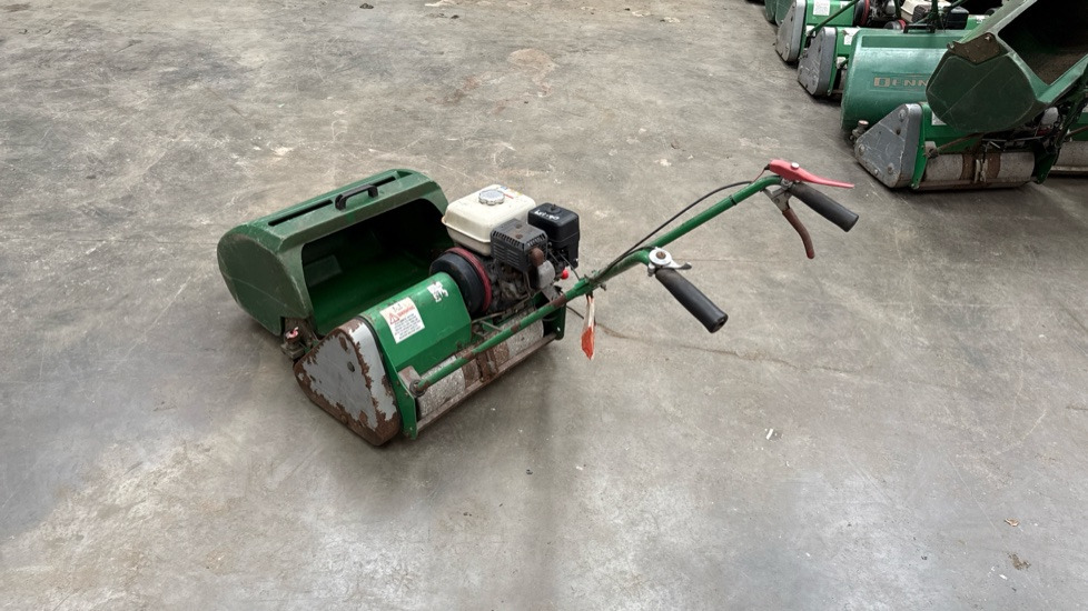 DENNIS FT510 PEDESTRIAN CYLINDER MOWER WITH 5K UNIT AND GRASS BOX - Газонокосилка: фото 3 DENNIS FT510 PEDESTRIAN CYLINDER MOWER WITH 5K UNIT AND GRASS BOX - Газонокосилка: фото 3