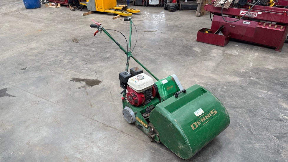 DENNIS FT510 PEDESTRIAN CYLINDER MOWER WITH 5K UNIT AND GRASS BOX - Газонокосилка: фото 1 DENNIS FT510 PEDESTRIAN CYLINDER MOWER WITH 5K UNIT AND GRASS BOX - Газонокосилка: фото 1