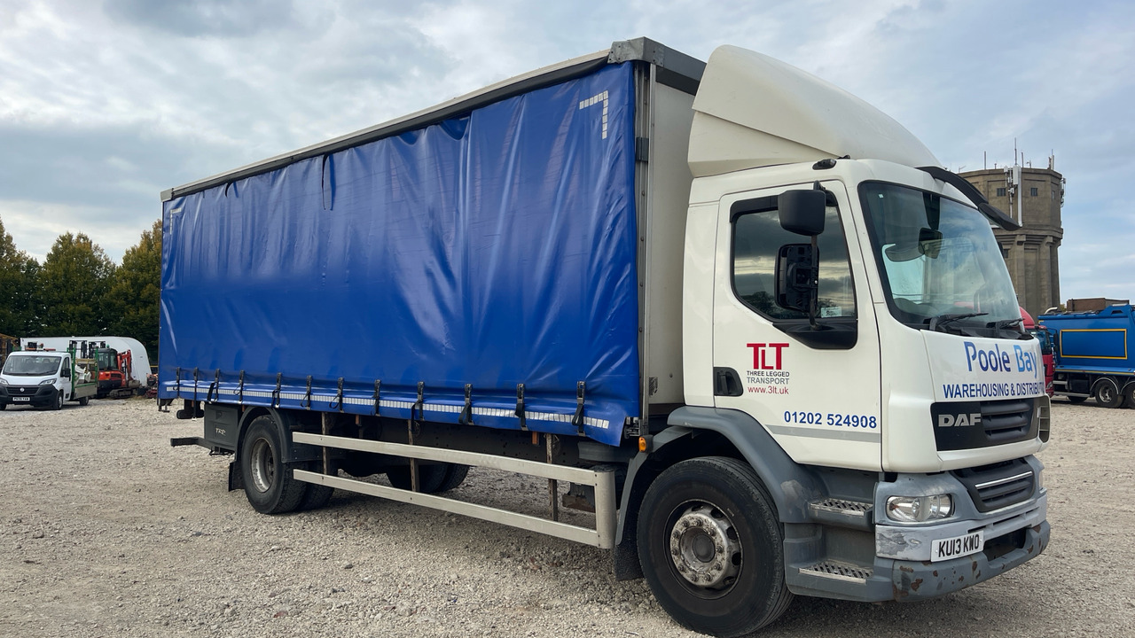 Daf LF 55.220 - Тентованный грузовик: фото 1 Daf LF 55.220 - Тентованный грузовик: фото 1