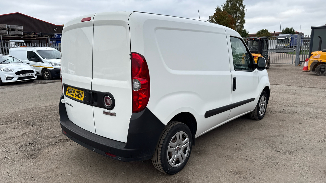 FIAT DOBLO 1.3 Multijet 95 - Легковой фургон: фото 4 FIAT DOBLO 1.3 Multijet 95 - Легковой фургон: фото 4
