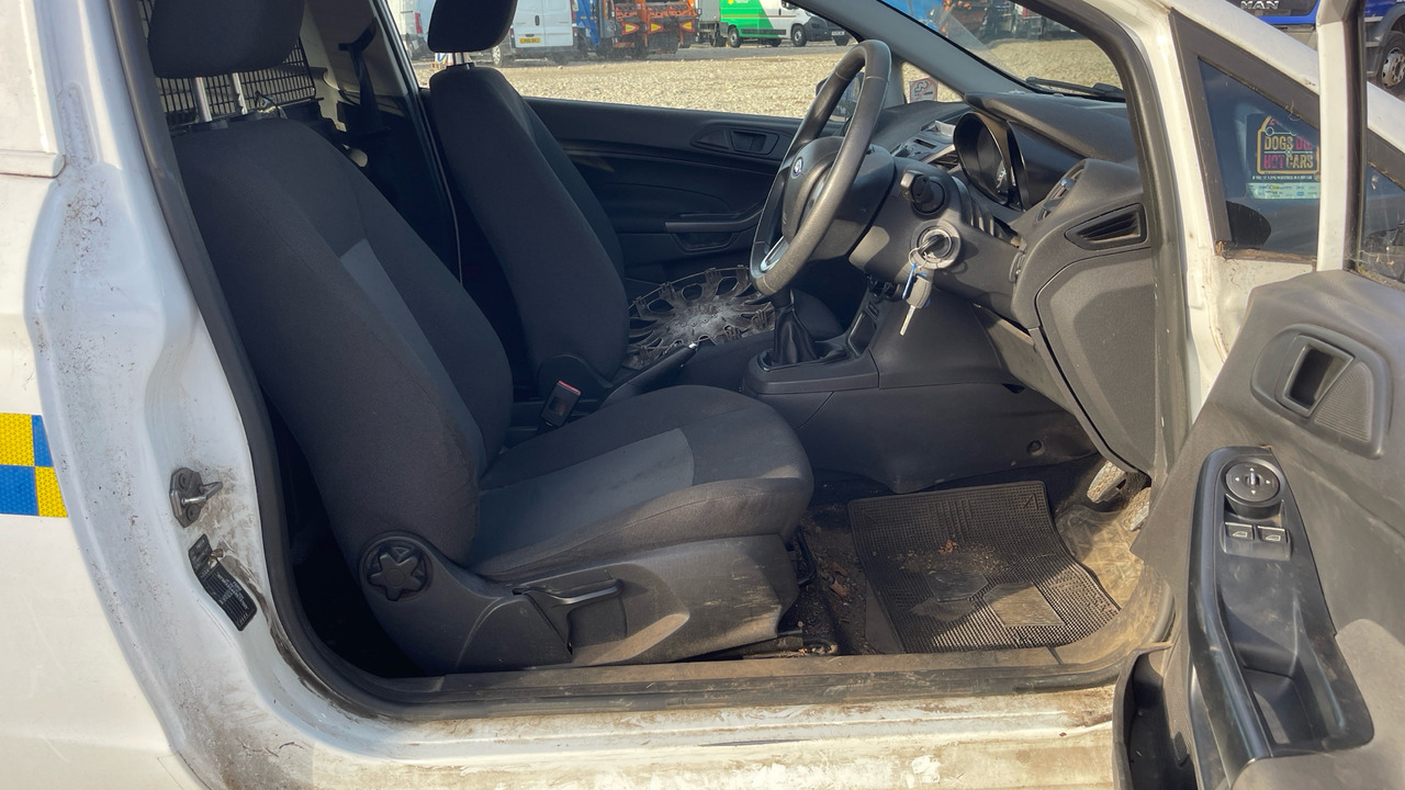 FORD FIESTA 1.5 TDCI - Легковой автомобиль: фото 5 FORD FIESTA 1.5 TDCI - Легковой автомобиль: фото 5