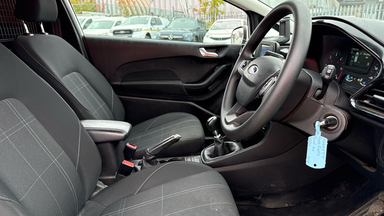 FORD FIESTA 1.5 TDCi - Легковой автомобиль: фото 5 FORD FIESTA 1.5 TDCi - Легковой автомобиль: фото 5