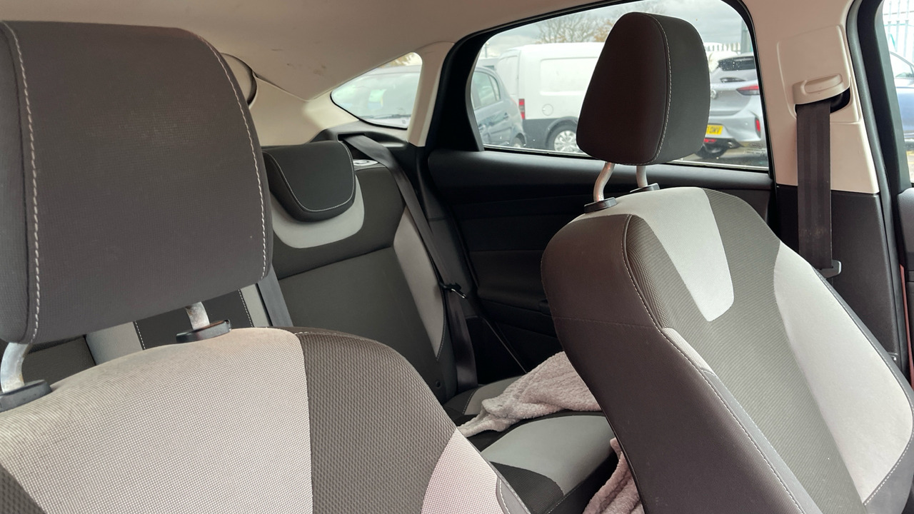 Хэтчбек FORD FOCUS 1.0 ECO BOOST: фото 8