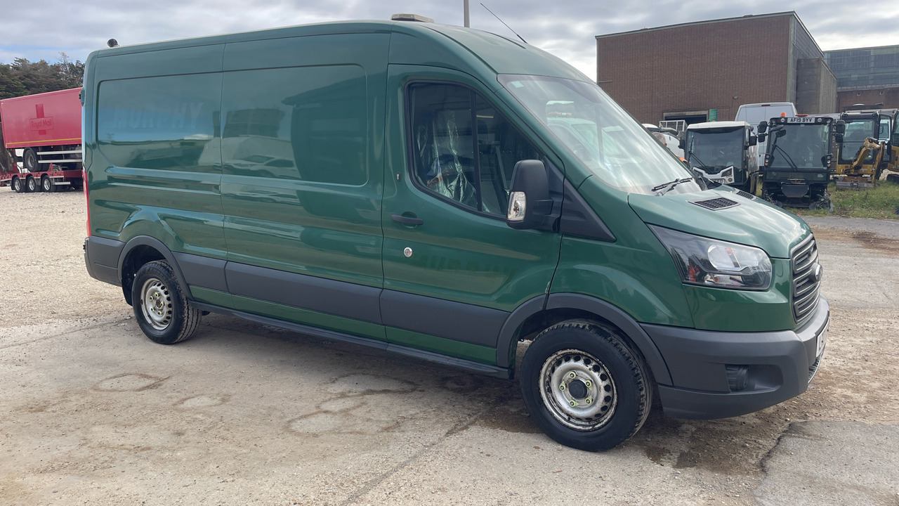 Ford Transit 350 2.0 TDCi 130ps - Цельнометаллический фургон: фото 1 Ford Transit 350 2.0 TDCi 130ps - Цельнометаллический фургон: фото 1