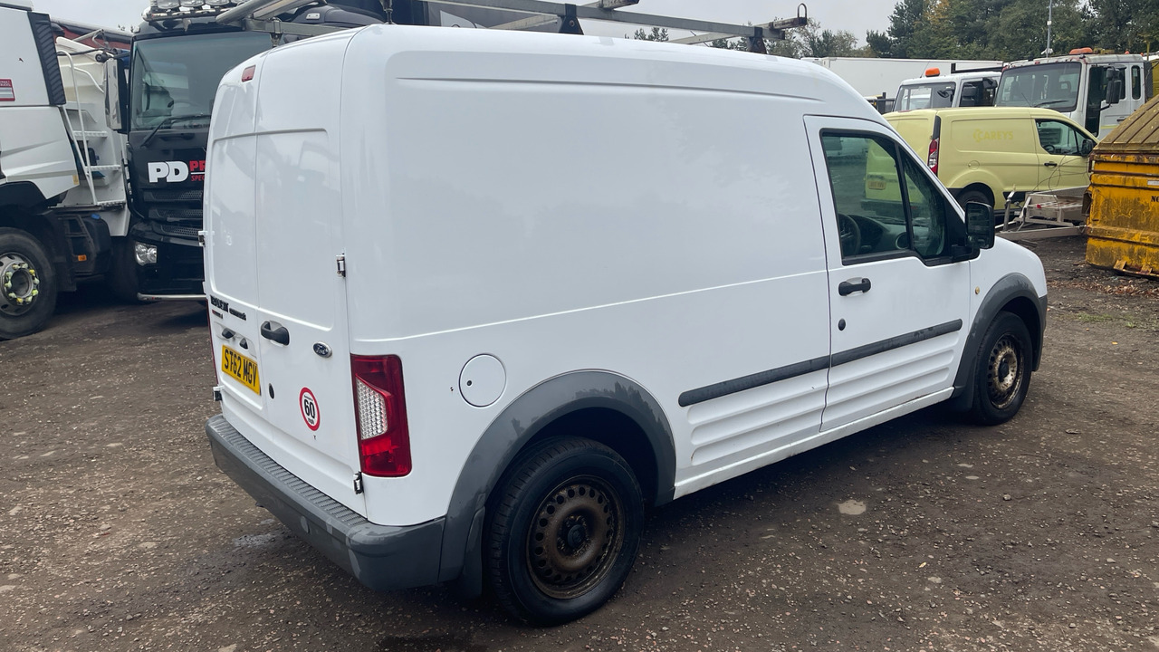 Ford Transit Connect T230 1.8 TDCI 90PS - Легковой фургон: фото 4 Ford Transit Connect T230 1.8 TDCI 90PS - Легковой фургон: фото 4