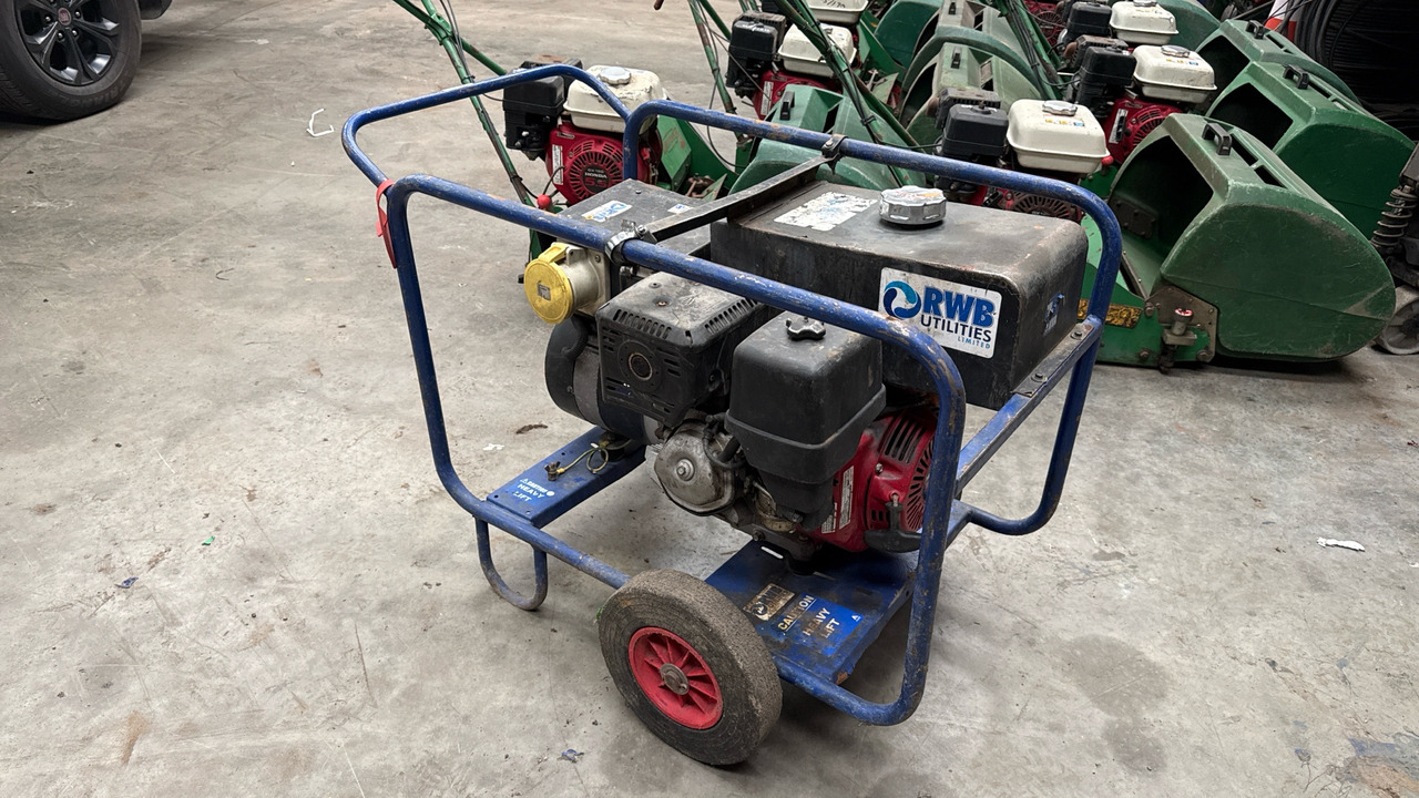 GENERATOR 7KVA, HONDA GX390 ENGINE - Строительное оборудование: фото 2 GENERATOR 7KVA, HONDA GX390 ENGINE - Строительное оборудование: фото 2