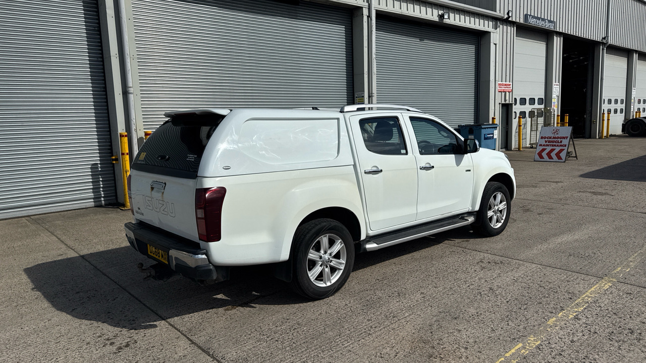 ISUZU D-MAX 1.9 UTAH - Пикап, Грузопассажирский фургон: фото 4 ISUZU D-MAX 1.9 UTAH - Пикап, Грузопассажирский фургон: фото 4