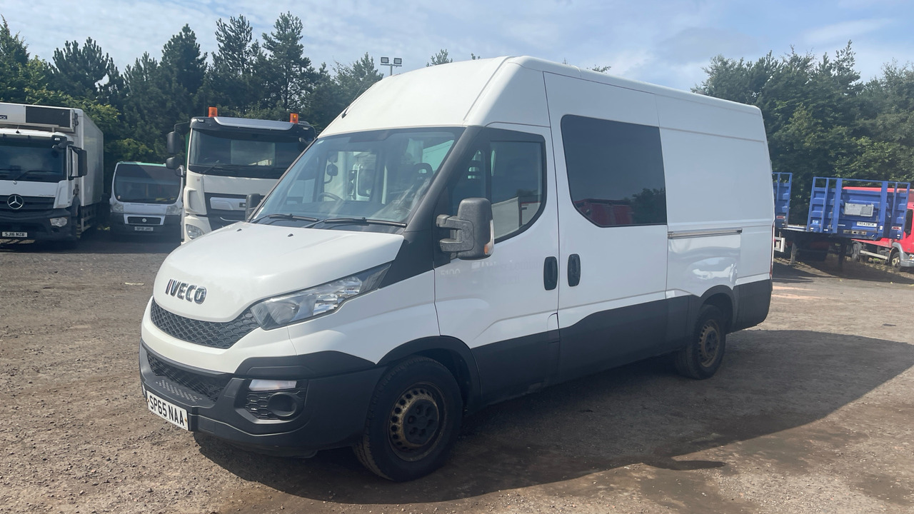 Iveco Daily 35-130 2.3 3520 WB - Грузопассажирский фургон: фото 2 Iveco Daily 35-130 2.3 3520 WB - Грузопассажирский фургон: фото 2