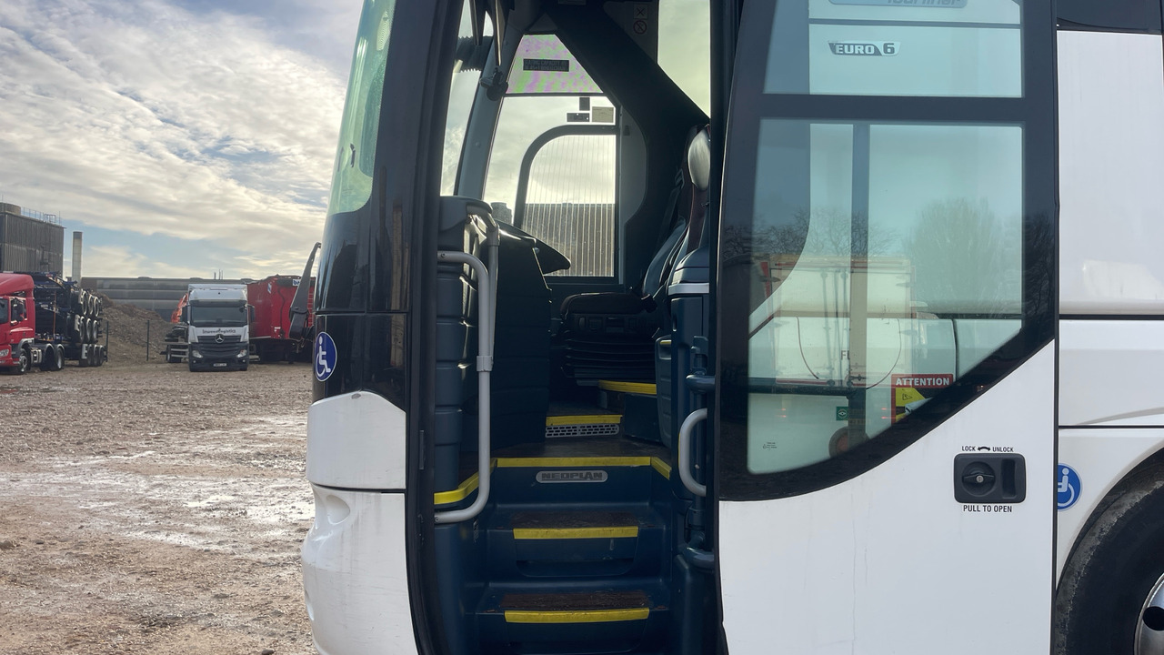 MAN Neoplan Tourliner - Туристический автобус: фото 5 MAN Neoplan Tourliner - Туристический автобус: фото 5