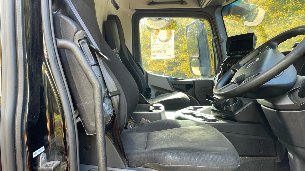 MERCEDES-BENZ ANTOS 1824 - Тентованный грузовик: фото 5 MERCEDES-BENZ ANTOS 1824 - Тентованный грузовик: фото 5