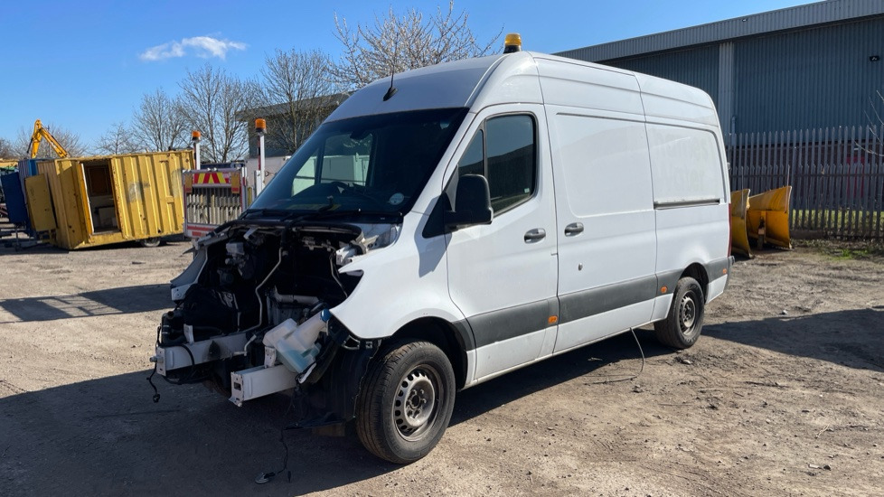 MERCEDES-BENZ SPRINTER 316 CDI - Цельнометаллический фургон: фото 3 MERCEDES-BENZ SPRINTER 316 CDI - Цельнометаллический фургон: фото 3