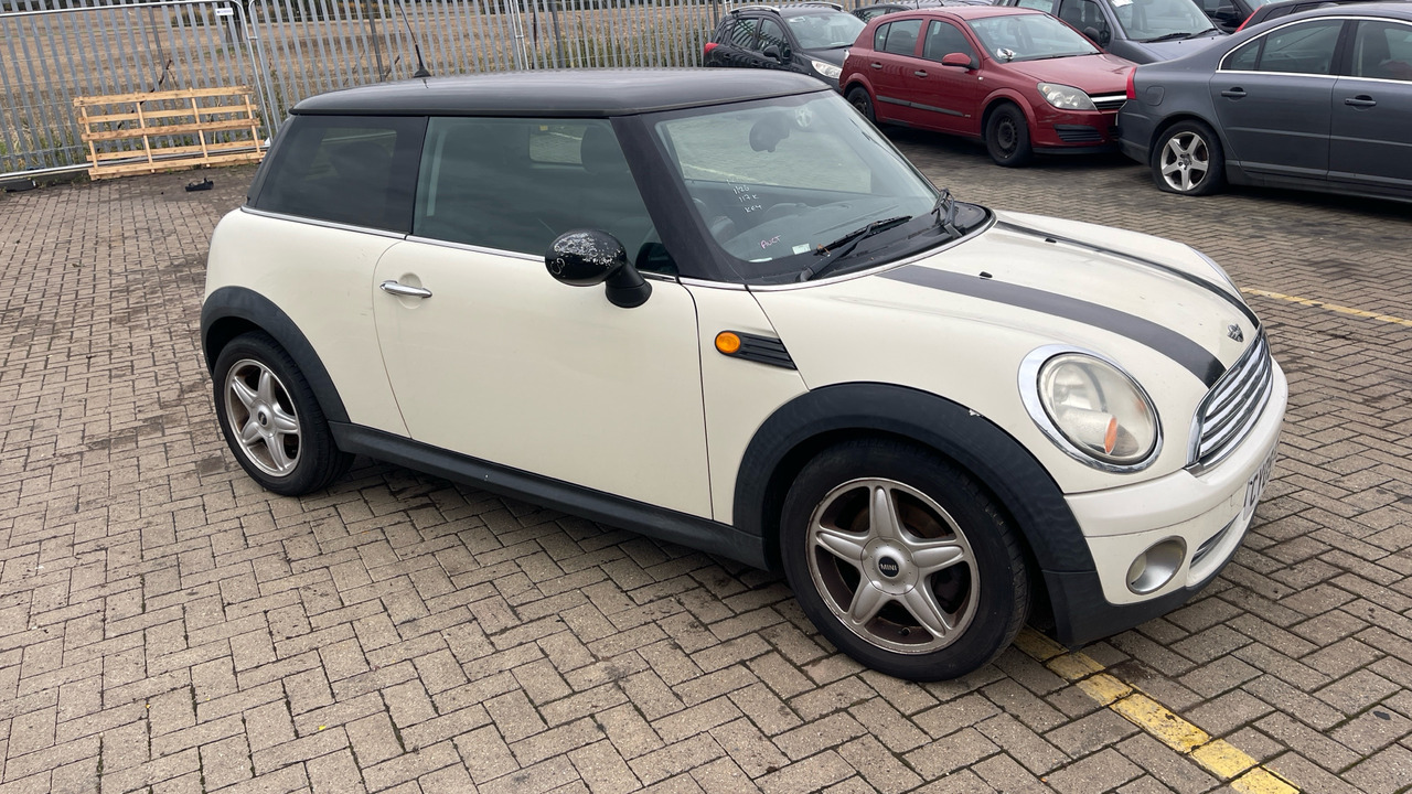 MINI COOPER - Хэтчбек: фото 1 MINI COOPER - Хэтчбек: фото 1