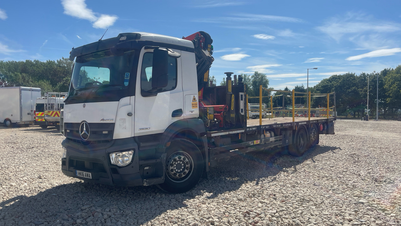 Mercedes-Benz Antos 2530 - Грузовик бортовой/ Платформа, Автоманипулятор: фото 2 Mercedes-Benz Antos 2530 - Грузовик бортовой/ Платформа, Автоманипулятор: фото 2