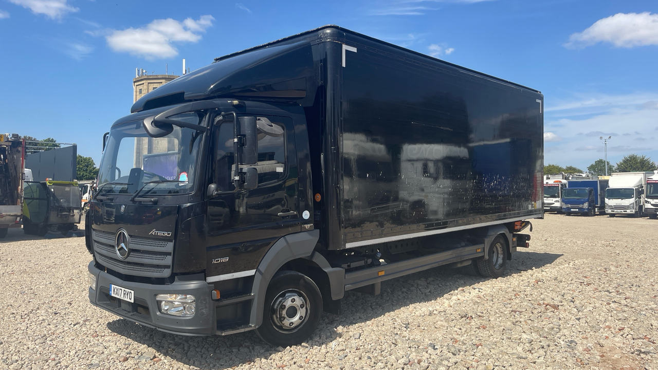 Mercedes-Benz Atego 1018 - Грузовик с закрытым кузовом: фото 2 Mercedes-Benz Atego 1018 - Грузовик с закрытым кузовом: фото 2