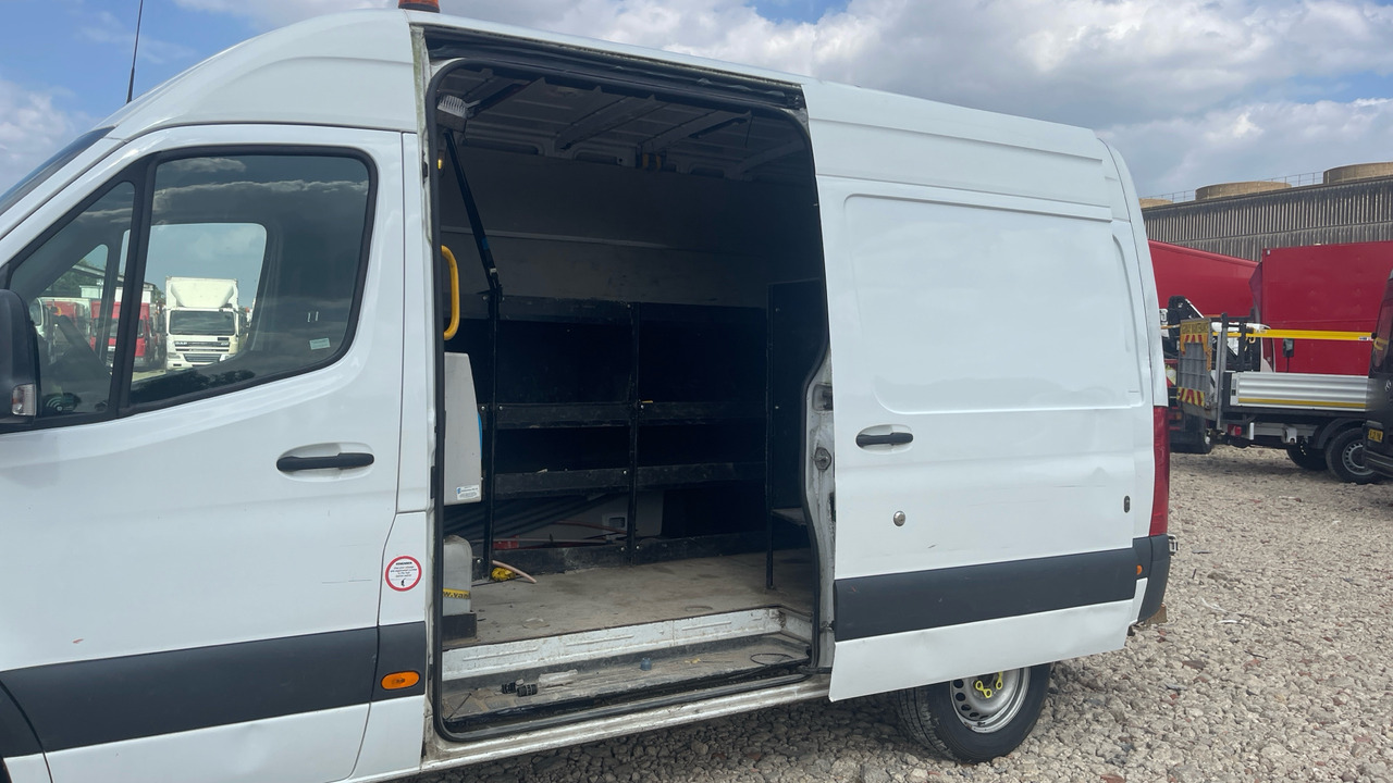Цельнометаллический фургон Mercedes-Benz Sprinter 316 CDI: фото 9