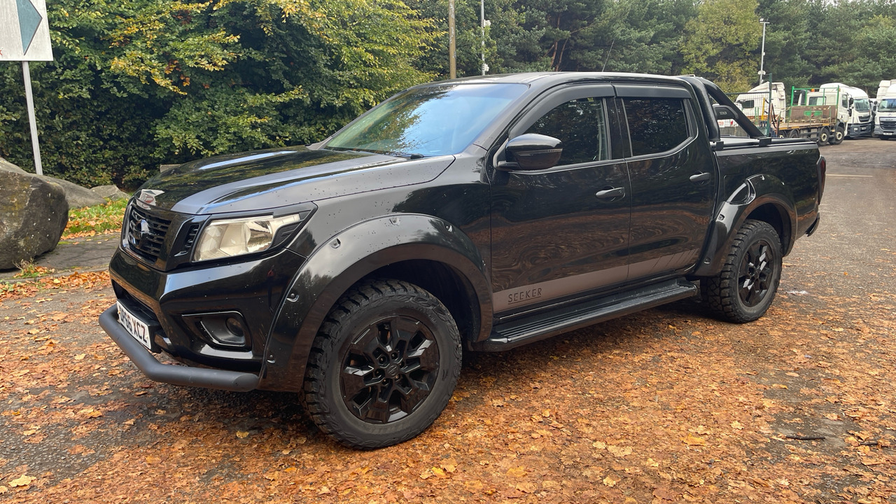 Nissan Navara 2.3 dCi 190 - Пикап, Грузопассажирский фургон: фото 2 Nissan Navara 2.3 dCi 190 - Пикап, Грузопассажирский фургон: фото 2