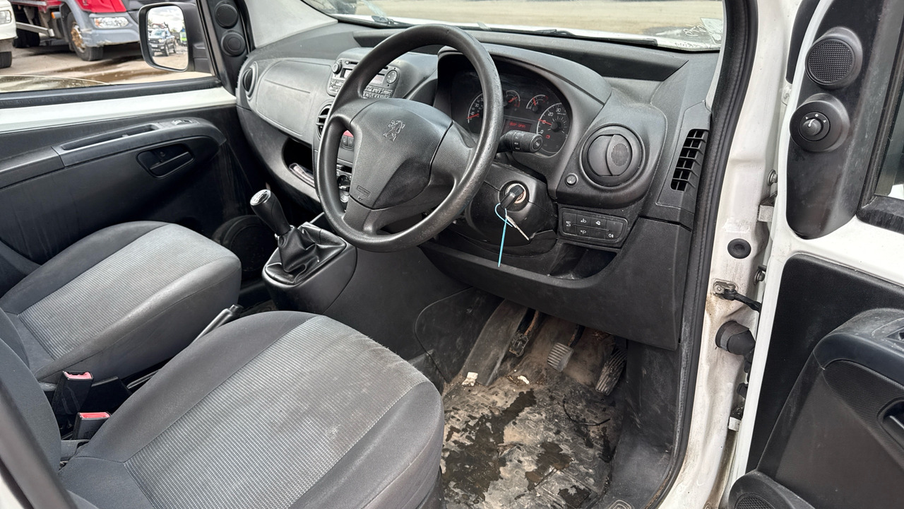 PEUGEOT BIPPER 1.3 HDi 80 S - Легковой фургон: фото 5 PEUGEOT BIPPER 1.3 HDi 80 S - Легковой фургон: фото 5