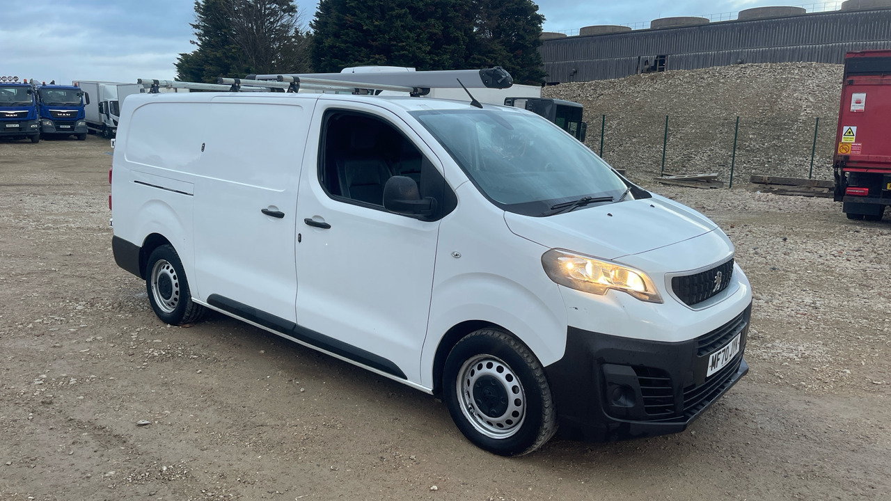 PEUGEOT EXPERT PROFESSBLIONAL 1.5 BLUEHDI - Цельнометаллический фургон: фото 1 PEUGEOT EXPERT PROFESSBLIONAL 1.5 BLUEHDI - Цельнометаллический фургон: фото 1