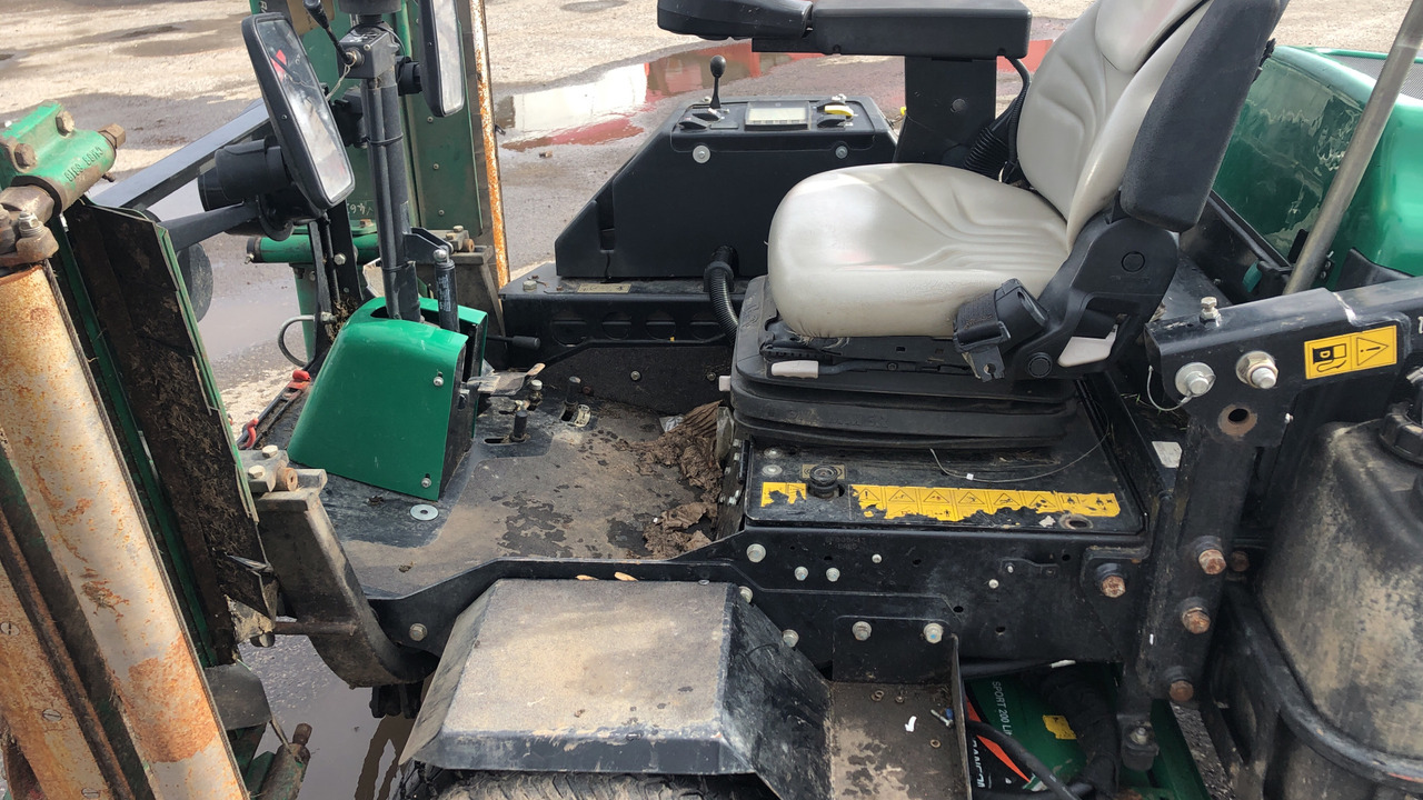 RANSOMES HIGHWAY 3 SPORT 200 LITE - Газонокосилка: фото 5 RANSOMES HIGHWAY 3 SPORT 200 LITE - Газонокосилка: фото 5