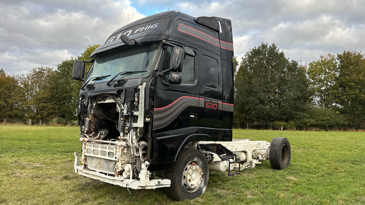 VOLVO FH16.610 GLOBETROTTER XL - Тягач: фото 3 VOLVO FH16.610 GLOBETROTTER XL - Тягач: фото 3