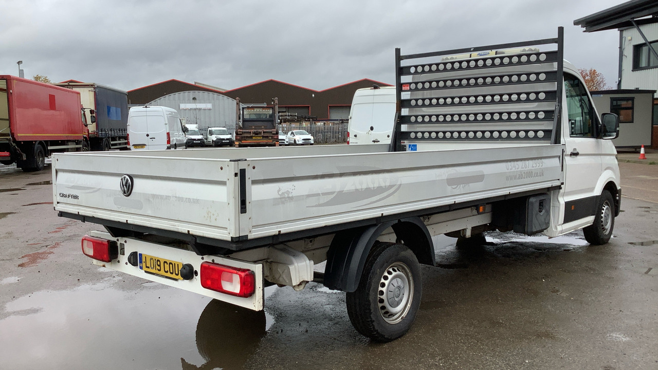 VOLKSWAGEN CRAFTER CR35 2.0 TDI 140PS STARTLINE - Малотоннажный бортовой грузовик: фото 4 VOLKSWAGEN CRAFTER CR35 2.0 TDI 140PS STARTLINE - Малотоннажный бортовой грузовик: фото 4