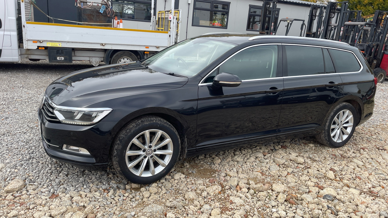 VOLKSWAGEN PASSAT 2.0 TDI - Универсал: фото 2 VOLKSWAGEN PASSAT 2.0 TDI - Универсал: фото 2
