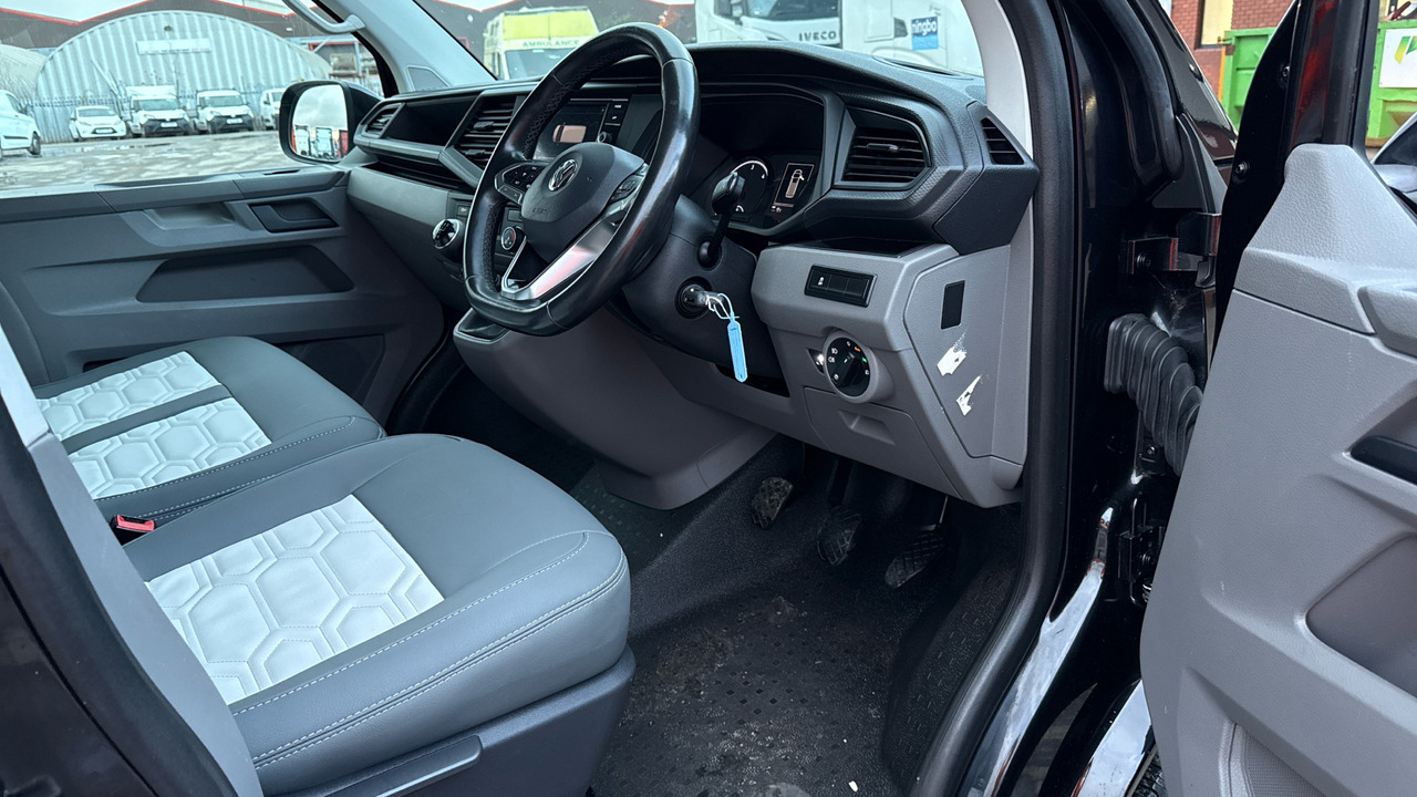 VOLKSWAGEN TRANSPORTER T28 2.0 TDI 110PS HIGHLINE CAMPER VAN - Кастенваген: фото 5 VOLKSWAGEN TRANSPORTER T28 2.0 TDI 110PS HIGHLINE CAMPER VAN - Кастенваген: фото 5