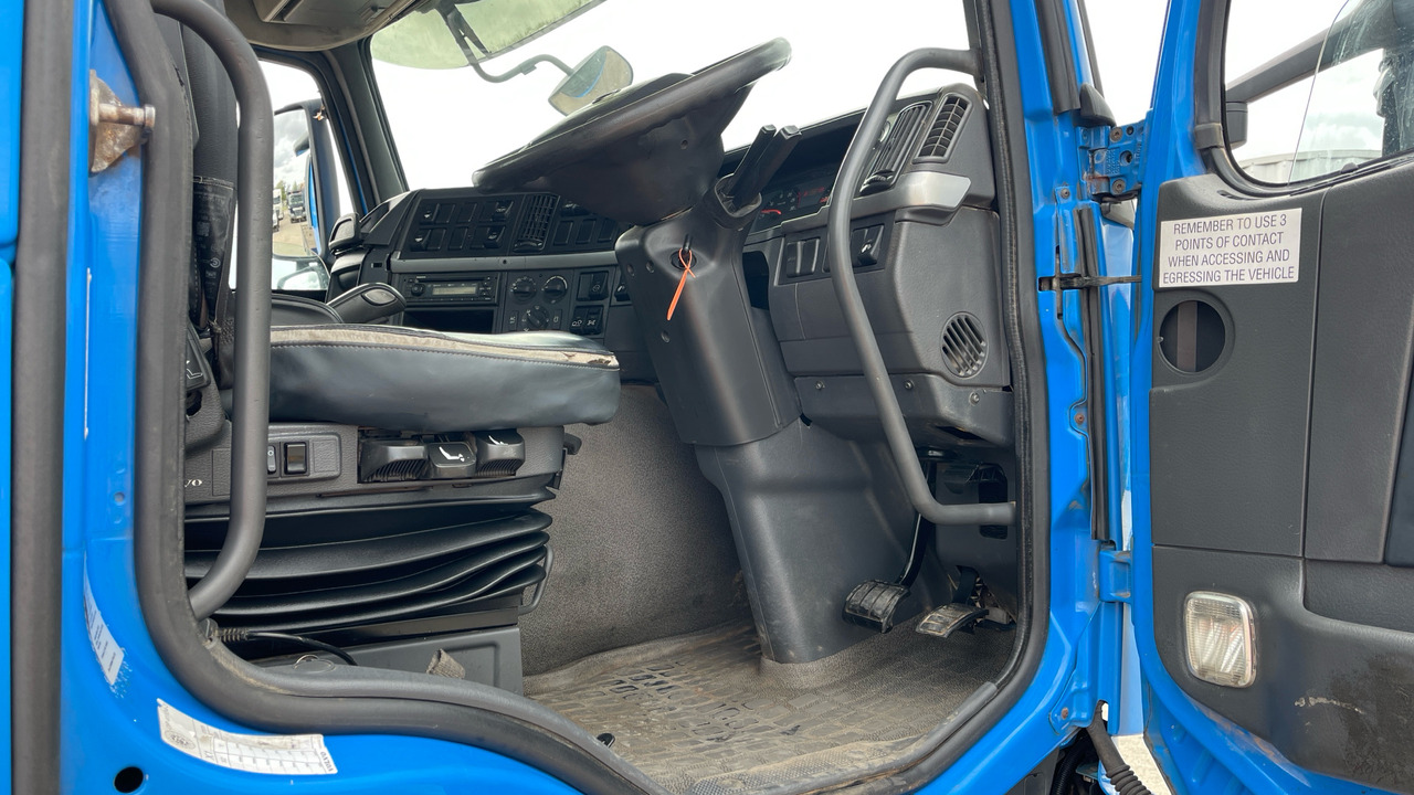 VOLVO FM 450 - Грузовик-цистерна: фото 5 VOLVO FM 450 - Грузовик-цистерна: фото 5