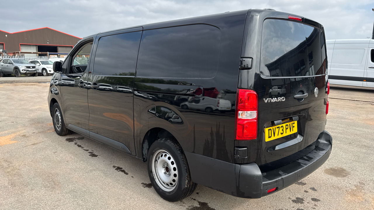 Vauxhall Vivaro 3100 2.0 D 145PS - Легковой фургон: фото 3 Vauxhall Vivaro 3100 2.0 D 145PS - Легковой фургон: фото 3