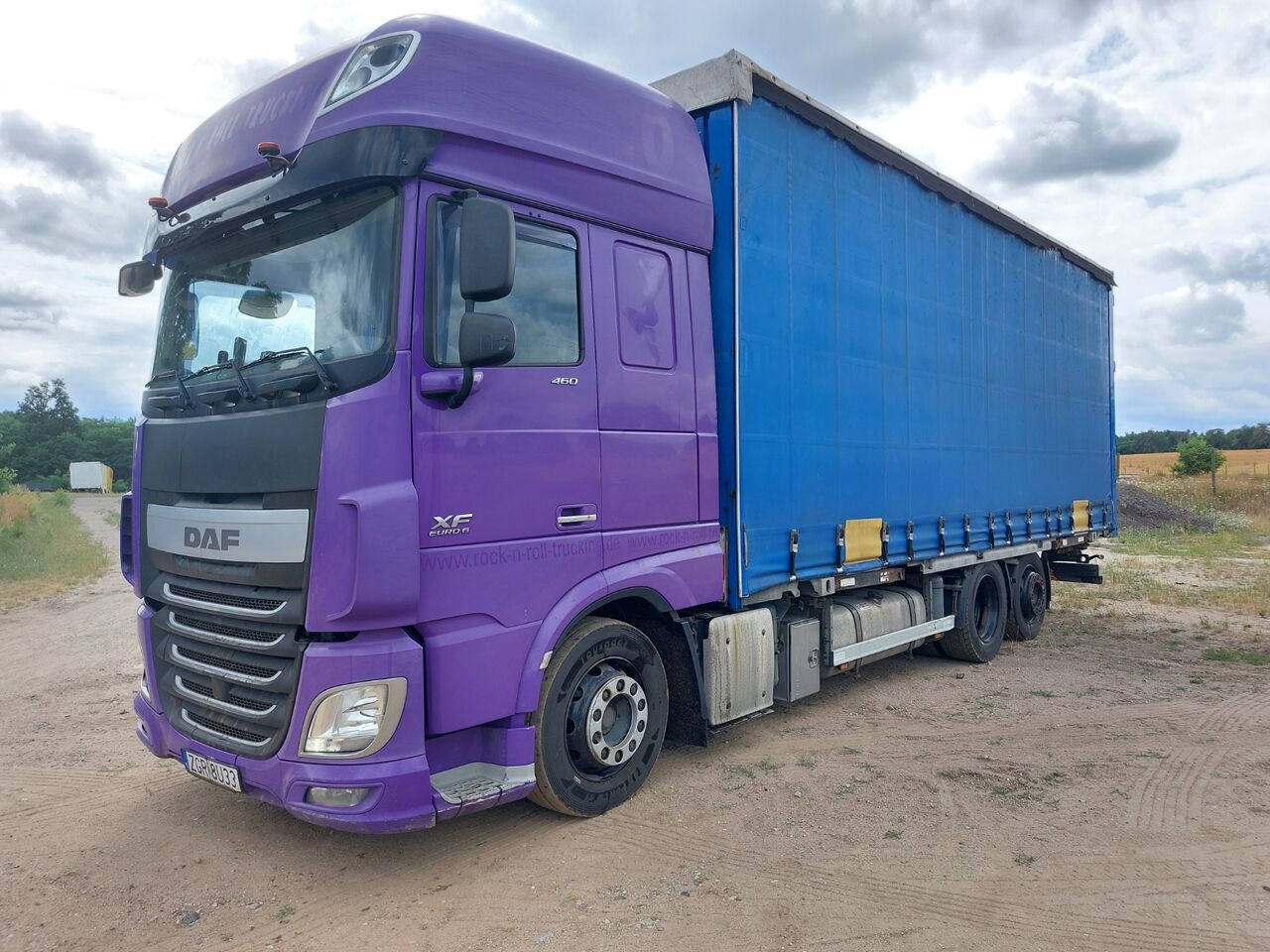 DAF XF 106 BDF JUMBO - Тентованный грузовик: фото 1 DAF XF 106 BDF JUMBO - Тентованный грузовик: фото 1