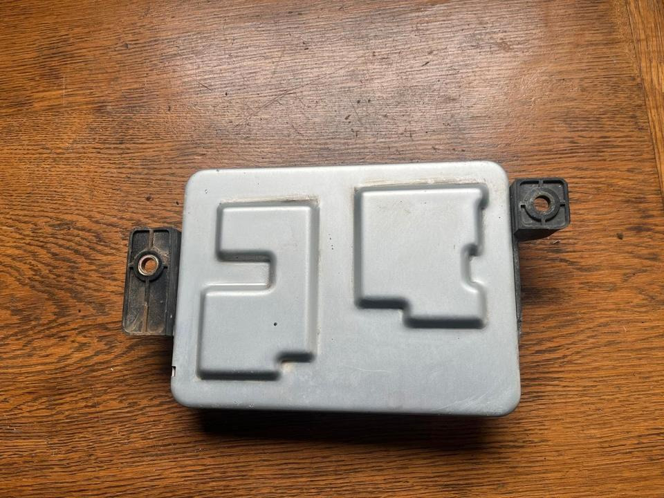 IVECO Multiplex System Front Frame Computer Steuergerät 504280977 - Блок управления для Грузовиков: фото 3 IVECO Multiplex System Front Frame Computer Steuergerät 504280977 - Блок управления для Грузовиков: фото 3