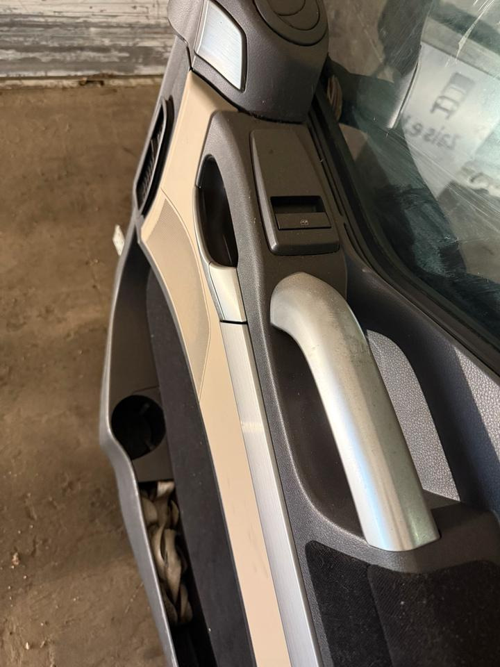 MAN TGS EU6 Beifahrertür Grau Spiegel Innenverkleidung LN 49 - Дверь и запчасти для Грузовиков: фото 4 MAN TGS EU6 Beifahrertür Grau Spiegel Innenverkleidung LN 49 - Дверь и запчасти для Грузовиков: фото 4