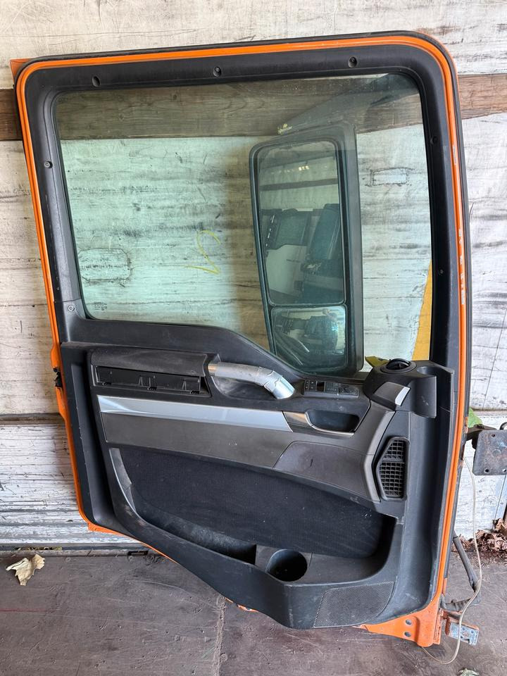 MAN TGS EU6 Fahrertür Orange Spiegel Innenverkleidung LN 79 - Дверь и запчасти для Грузовиков: фото 2 MAN TGS EU6 Fahrertür Orange Spiegel Innenverkleidung LN 79 - Дверь и запчасти для Грузовиков: фото 2