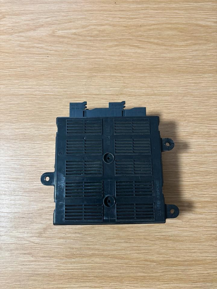 MAN TGX/TGS Steuergerät Innenraum Heizung 81.25814.6035 - Блок управления для Грузовиков: фото 2 MAN TGX/TGS Steuergerät Innenraum Heizung 81.25814.6035 - Блок управления для Грузовиков: фото 2