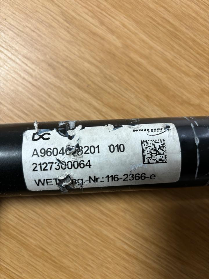 Mercedes Actros MP4 Lenkspindel/Lenkgestänge   A9604628201 - Рулевое управление для Грузовиков: фото 3 Mercedes Actros MP4 Lenkspindel/Lenkgestänge   A9604628201 - Рулевое управление для Грузовиков: фото 3