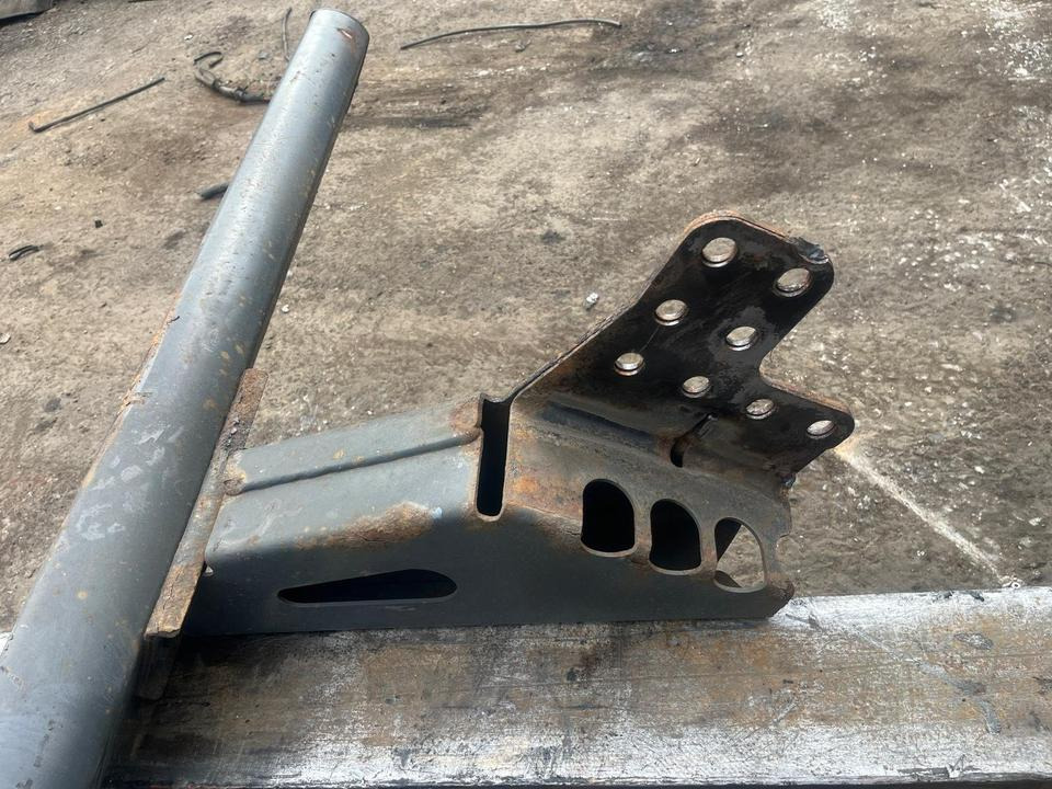 Mercedes Actros MP4 Unterfahrschutz - Кузов и экстерьер для Грузовиков: фото 3 Mercedes Actros MP4 Unterfahrschutz - Кузов и экстерьер для Грузовиков: фото 3