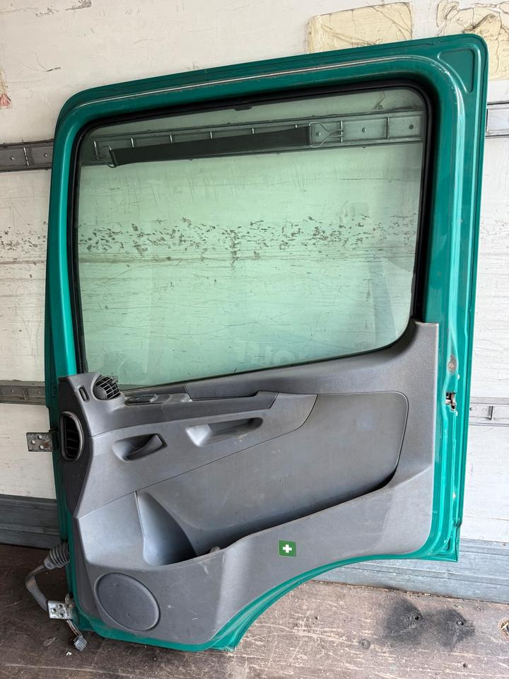 Mercedes Atego Beifahrertür Grün Innenverkleidung LN 71 - Дверь и запчасти для Грузовиков: фото 2 Mercedes Atego Beifahrertür Grün Innenverkleidung LN 71 - Дверь и запчасти для Грузовиков: фото 2