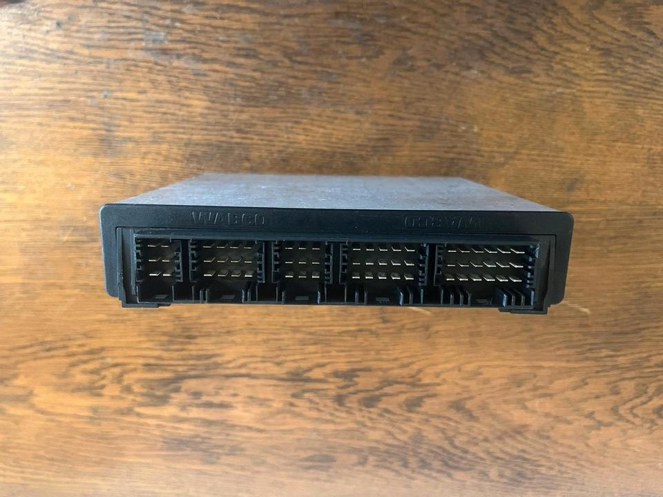 Mercedes-Benz Evo Bus Knickwinkelsteuergerät A0004462630 - Блок управления для Автобусов: фото 4 Mercedes-Benz Evo Bus Knickwinkelsteuergerät A0004462630 - Блок управления для Автобусов: фото 4